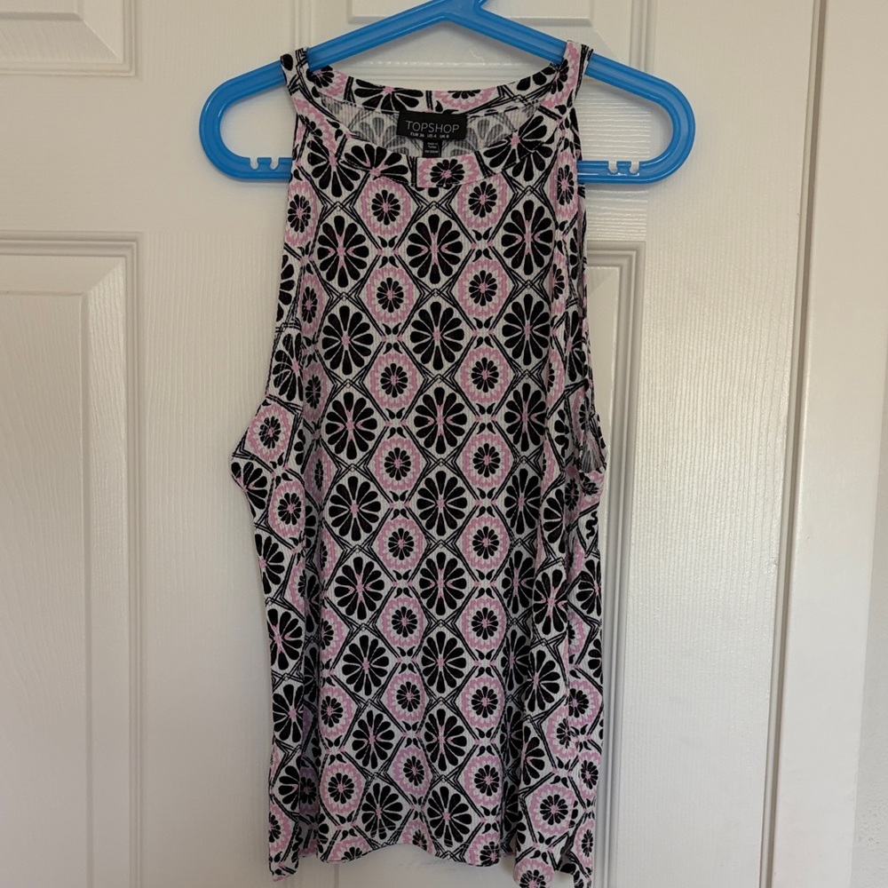 TOPSHOP Pink & Black Geometric Floral Tank